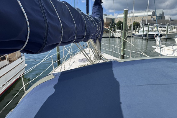 Flying Dutchman 40ft Catalina Yacht For Sale