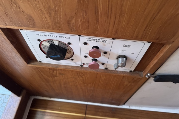Flying Dutchman 40ft Catalina Yacht For Sale