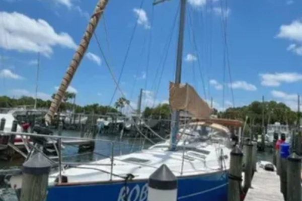 42-ft-Beneteau-2005-- Cocoa Florida United States  yacht for sale