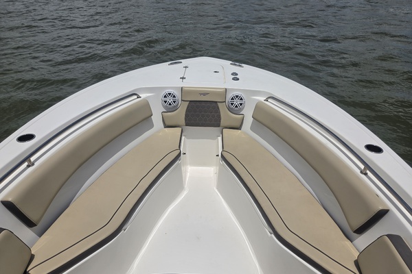 D amp D 24ft Tidewater Yacht For Sale