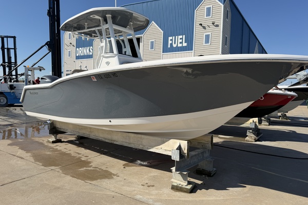 D amp D 24ft Tidewater Yacht For Sale