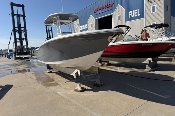 D amp D 24ft Tidewater Yacht For Sale