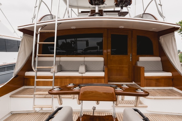 Mixed Logic 58ft Merritt Yacht For Sale