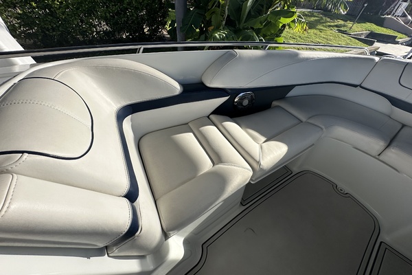 31ft Formula Yacht For Sale