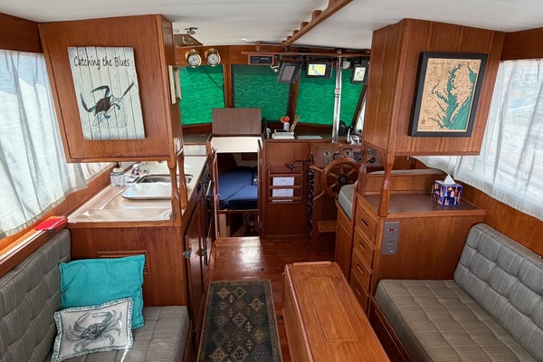 Piccolo 32ft Grand Banks Yacht For Sale