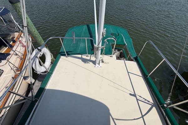 Piccolo 32ft Grand Banks Yacht For Sale