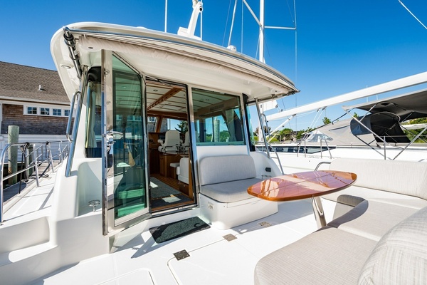 Miss Maggie 48ft Sabre Yacht For Sale