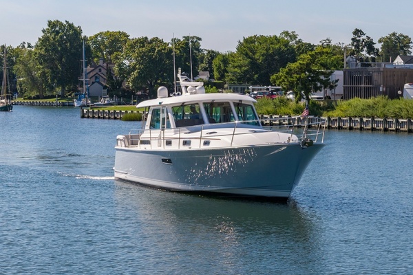 2021 Sabre 48 Salon Express