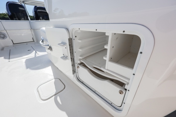 Invincible 39 Open Fisherman Yacht For Sale