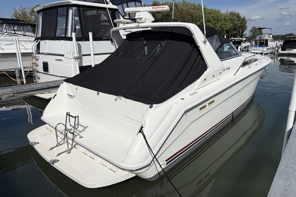 37ft Sea Ray Yacht For Sale