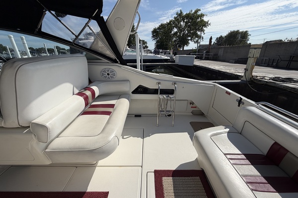 37ft Sea Ray Yacht For Sale