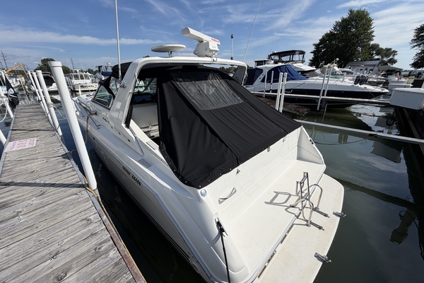 37ft Sea Ray Yacht For Sale