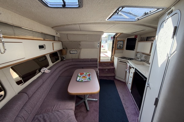 37ft Sea Ray Yacht For Sale