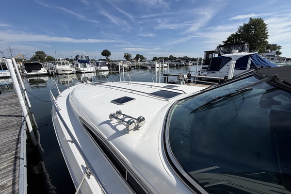 37ft Sea Ray Yacht For Sale