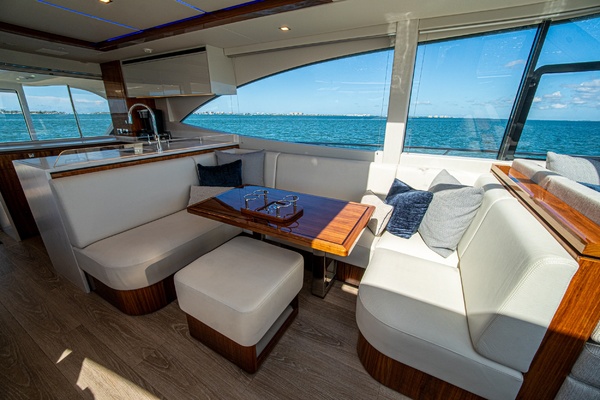 DON T BACK OFF 68ft Riviera Yacht For Sale