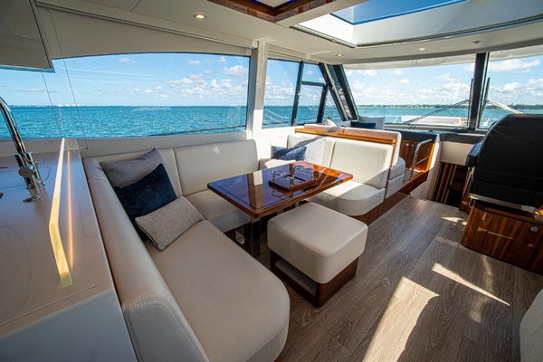 DON T BACK OFF 68ft Riviera Yacht For Sale