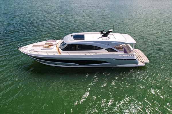 DON T BACK OFF 68ft Riviera Yacht For Sale