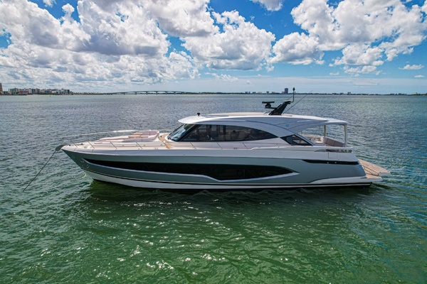 DON T BACK OFF 68ft Riviera Yacht For Sale