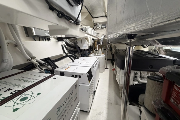 Riviera 6800 Sport Yacht Platinum Edition Yacht For Sale