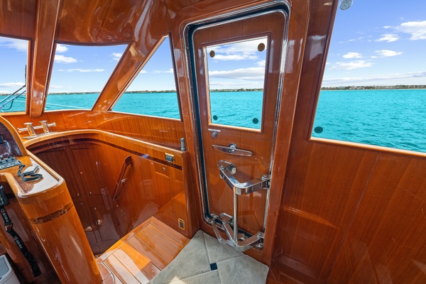 Phoenix 55ft Hampton Yacht For Sale