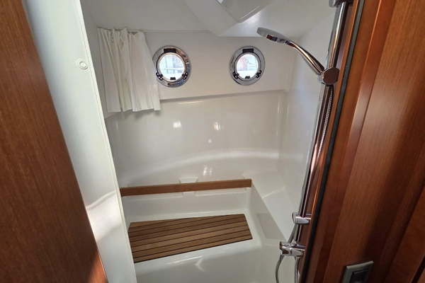 Beneteau Swift Trawler 30 Yacht For Sale