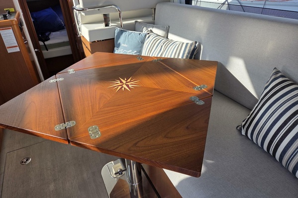 Custom salon table - extended