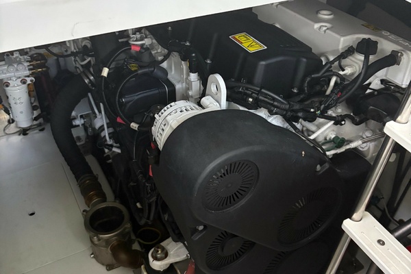 52ft Azimut Yacht For Sale