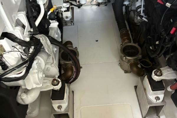 52ft Azimut Yacht For Sale