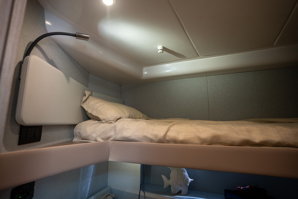 52ft Azimut Yacht For Sale