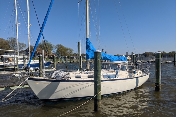 1972 Hallberg-Rassy 35 Rasmus