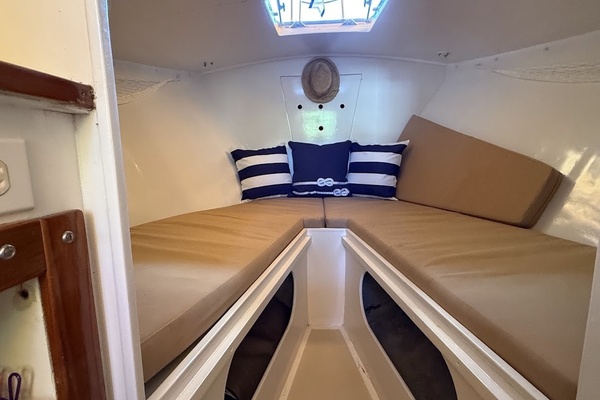 NUTMEG 29ft Dyer Yacht For Sale