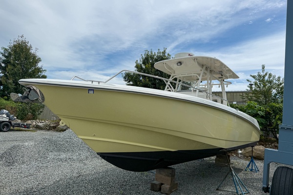 Stars  amp  Stripes 32ft Boston Whaler Yacht For Sale