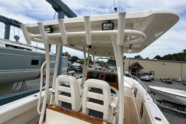 Stars  amp  Stripes 32ft Boston Whaler Yacht For Sale