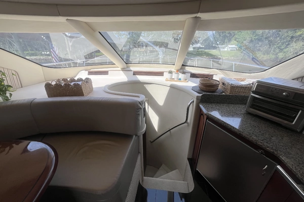 Sea Ray 58 Sedan Bridge Yacht For Sale