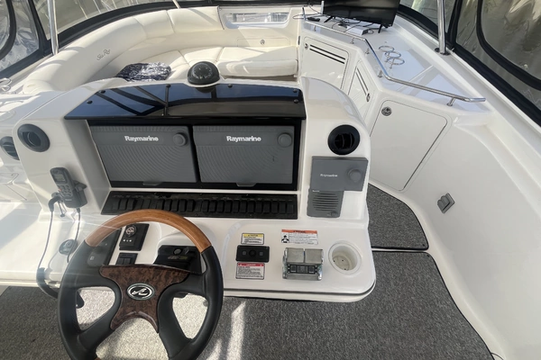 Sea Ray 58 Sedan Bridge Yacht For Sale