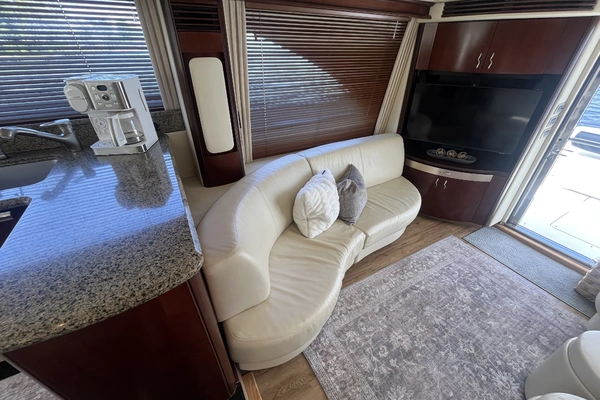 Sea Ray 58 Sedan Bridge Yacht For Sale