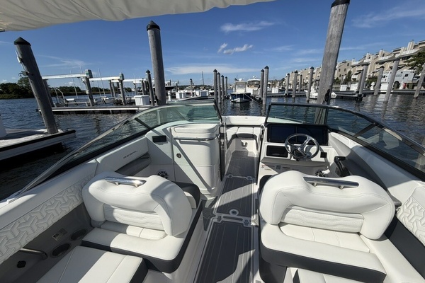 26ft Regal Yacht For Sale