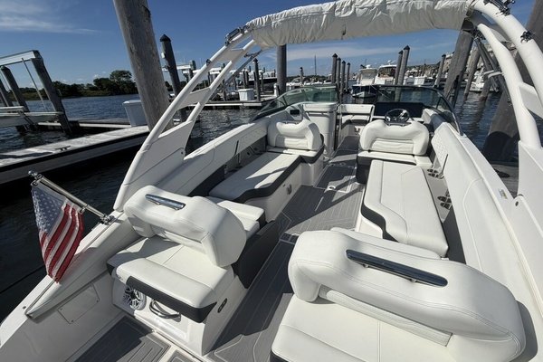 26ft Regal Yacht For Sale