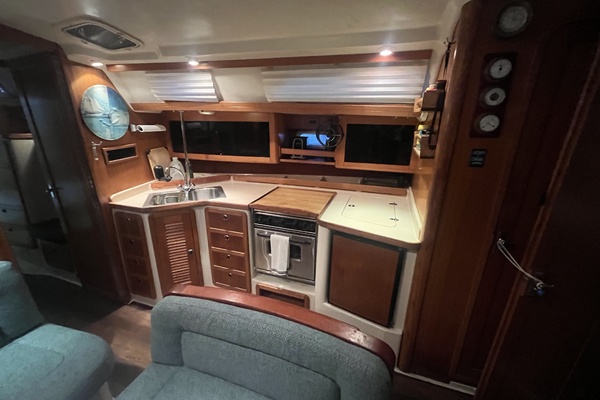 Bella Vita 42ft Catalina Yacht For Sale