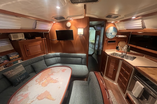 Bella Vita 42ft Catalina Yacht For Sale