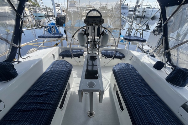 Bella Vita 42ft Catalina Yacht For Sale
