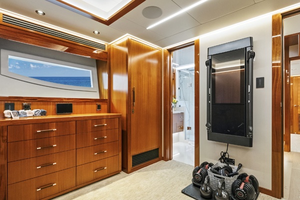 2023Westport 125 ft W125   SEAS THE DAY