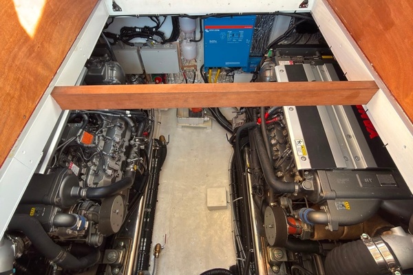 THT 37ft Custom Yacht For Sale