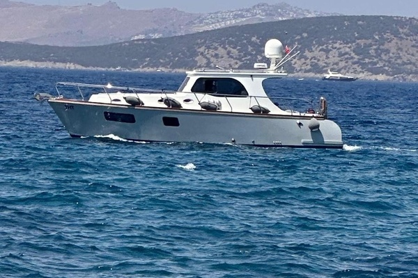 THT 37ft Custom Yacht For Sale