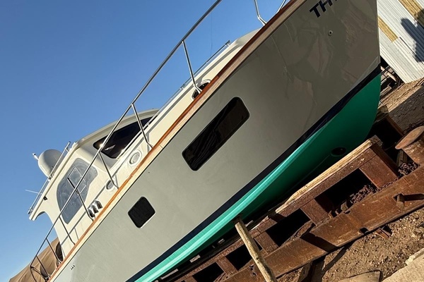 THT 37ft Custom Yacht For Sale