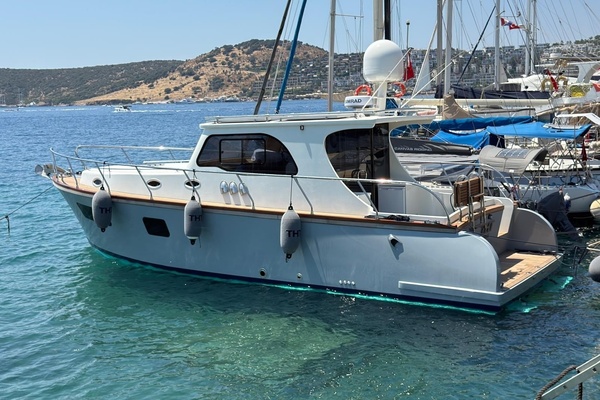THT 37ft Custom Yacht For Sale
