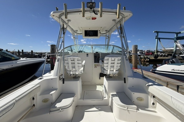 23ft Seaswirl Striper Yacht For Sale