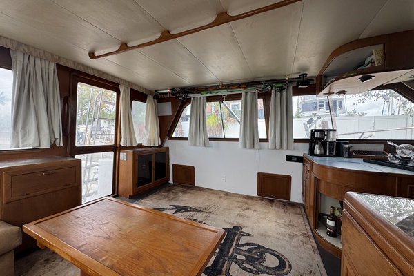 Severance Package 48ft Ricker Yacht For Sale