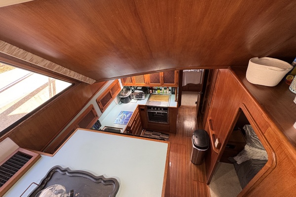 Severance Package 48ft Ricker Yacht For Sale