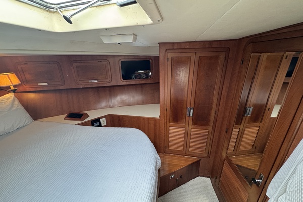 Severance Package 48ft Ricker Yacht For Sale
